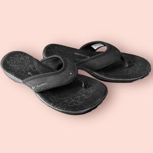 🌸 Columbia Black Kambi Ladies Sandal. 100% Nubuck & Lycra. Ladies size 6 🌸